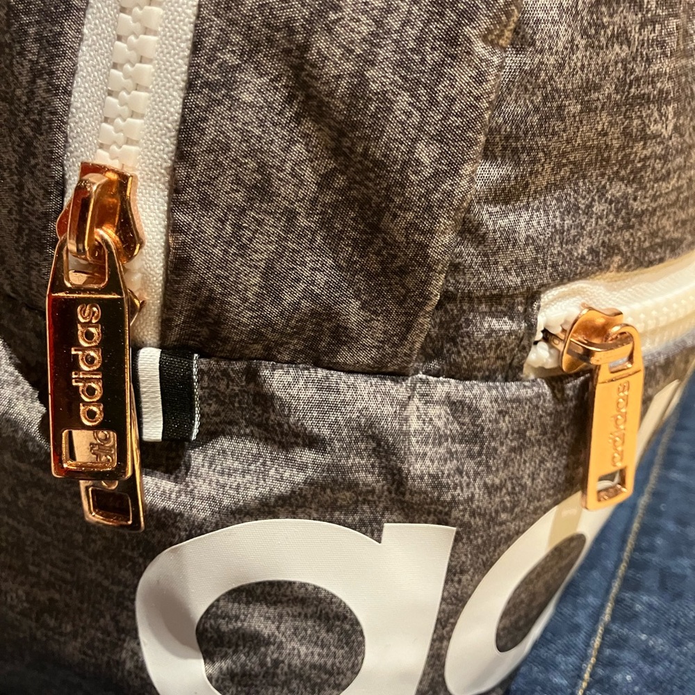 Adidas Small Bag/Backpack - Picture 4 of 9